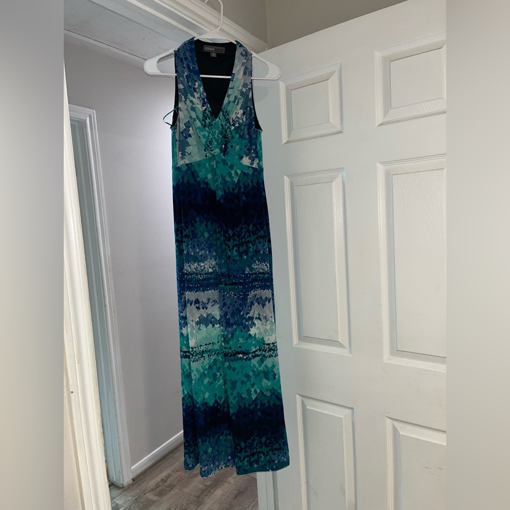 Donna Ricco Teal and Navy Maxi Dress